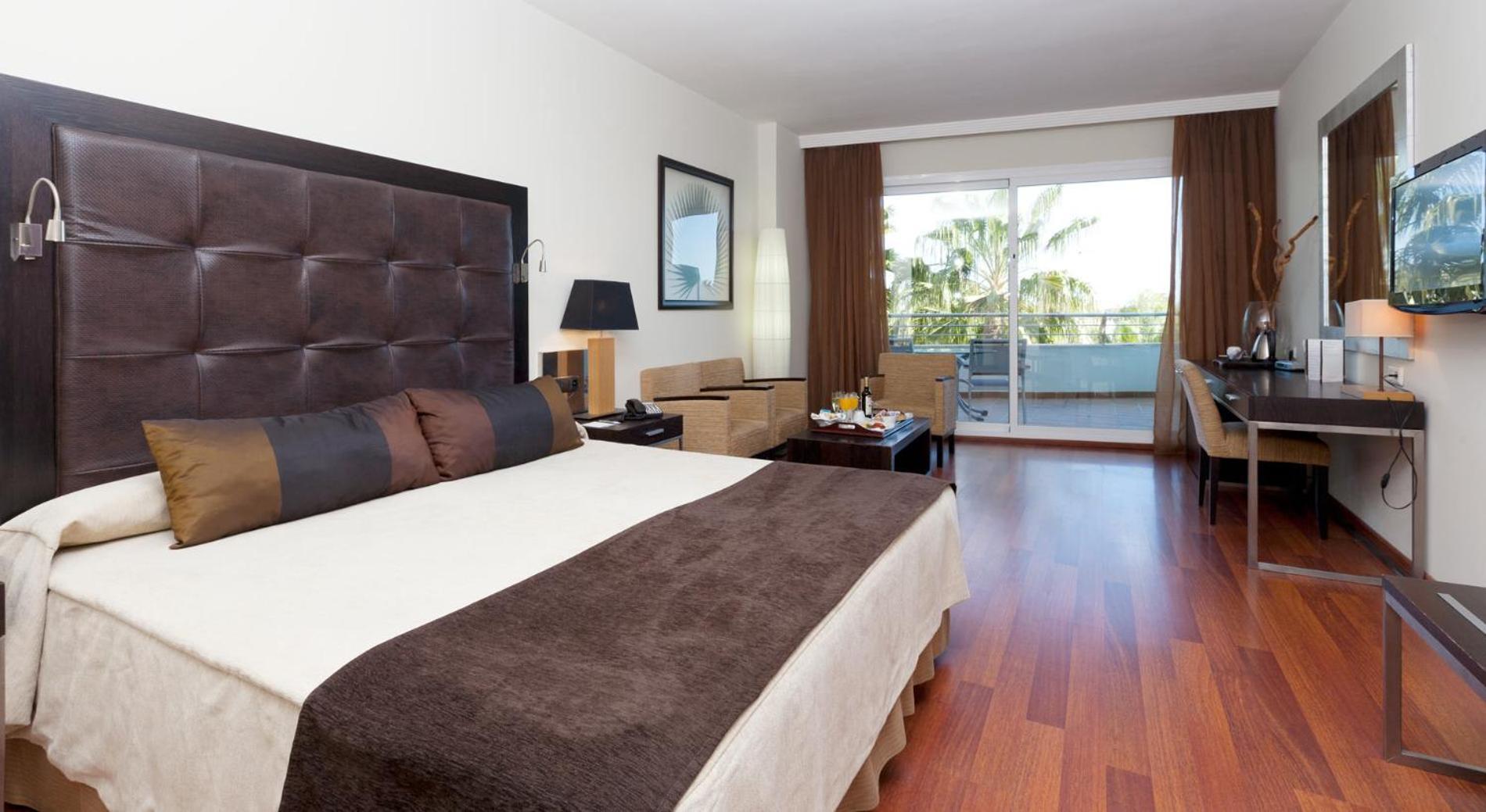 Deluxe Double or Twin Room Terrace