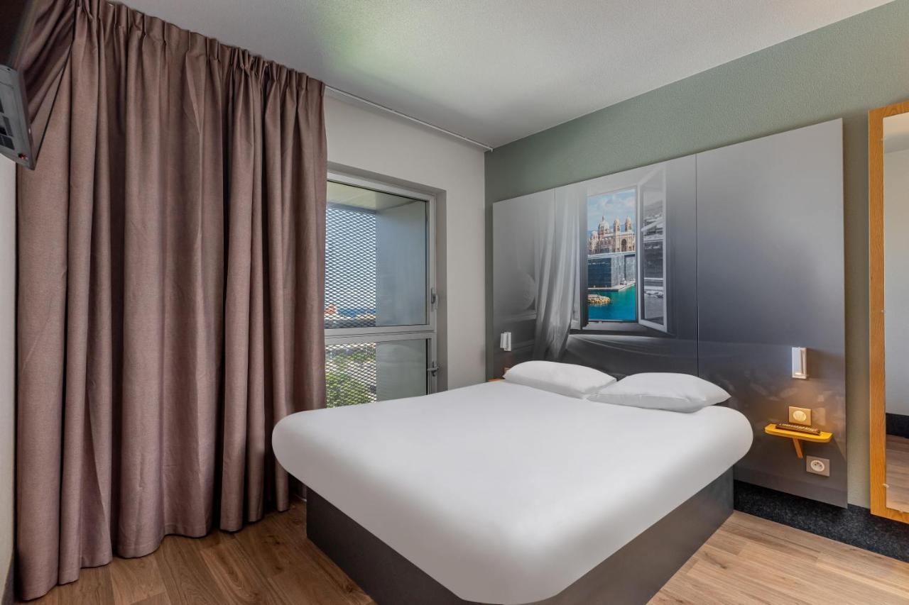 Double Room,1308881152:JPEG