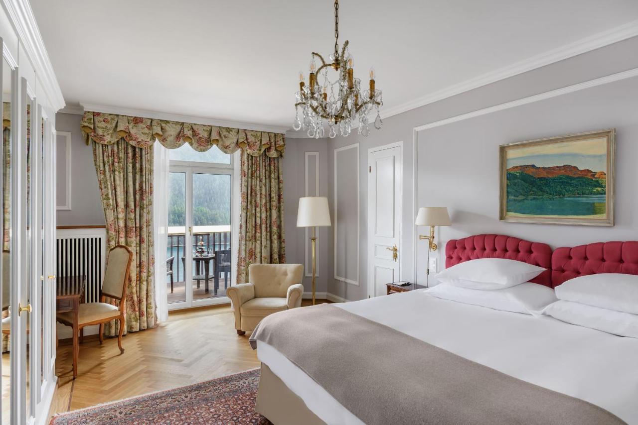Signature Double Room lake view balcony