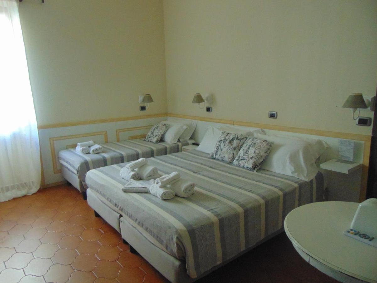 Superior Triple Room,1334523896:JPEG