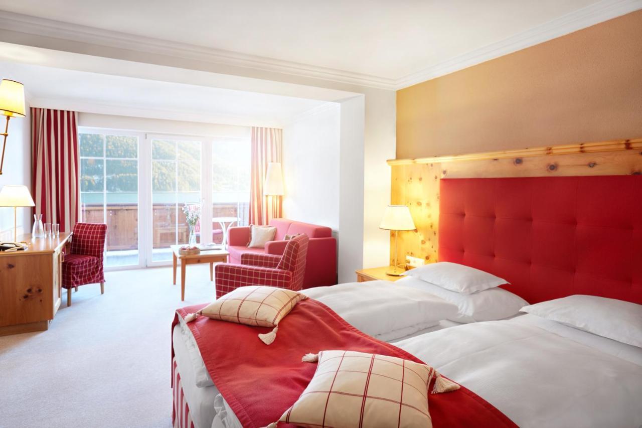 Deluxe Double Room Lake View