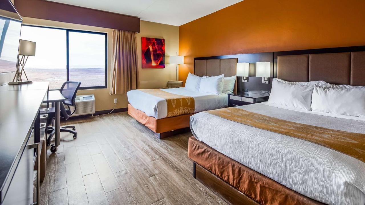 Queen Room Two Queen Beds Hearing Assisted