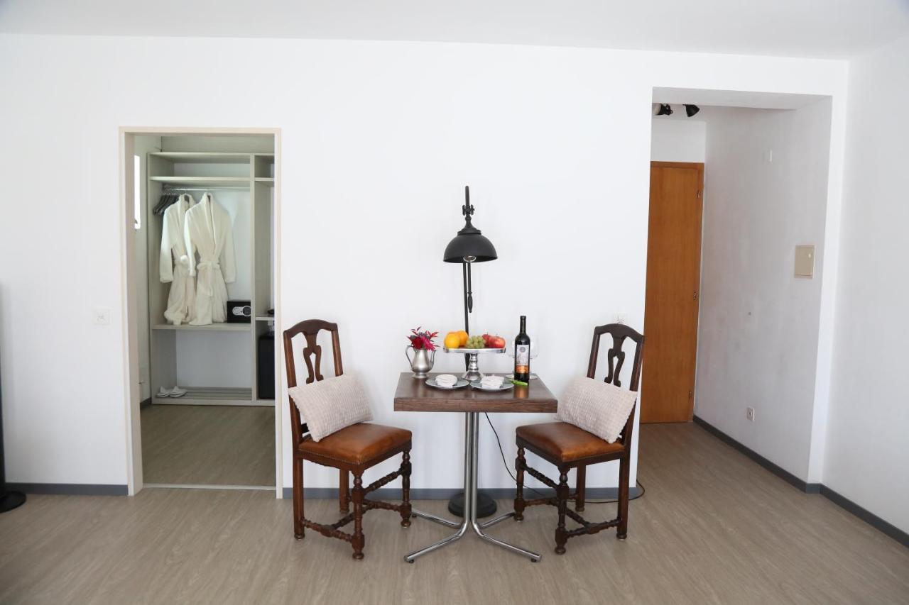 Deluxe Double Room Lake View