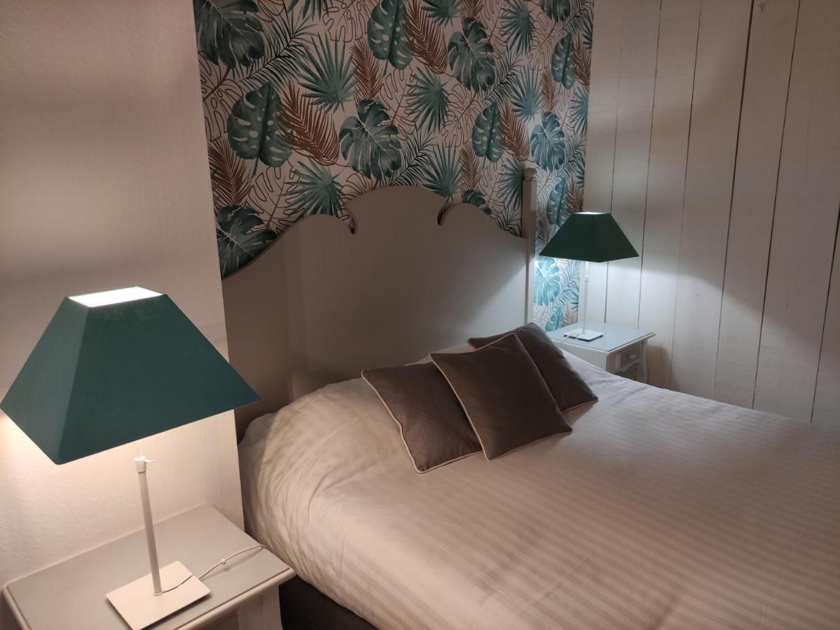 Standard Double Room,1310096053:JPEG