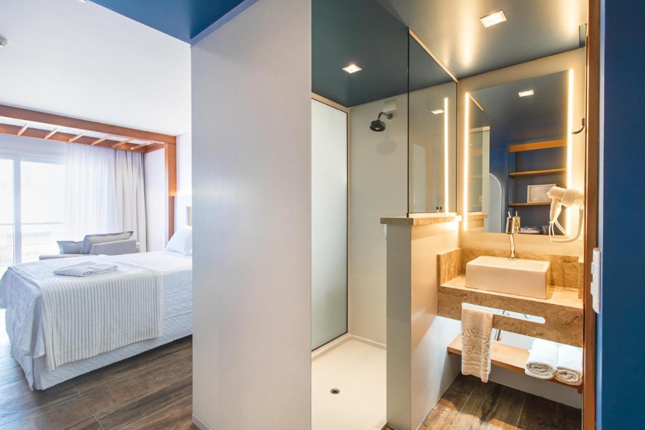 Triple Room Side Sea View
