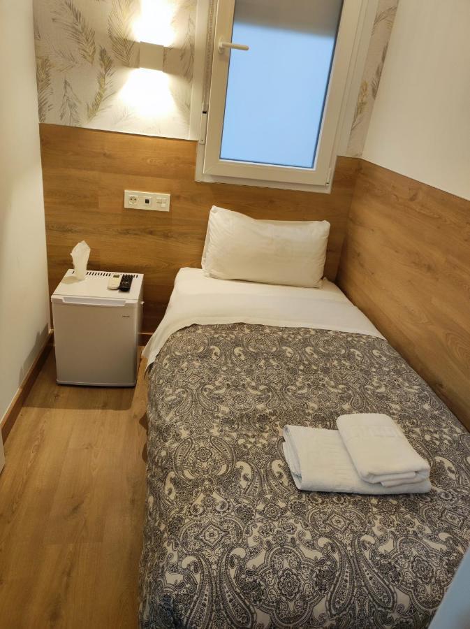 Small Interior Single Room
