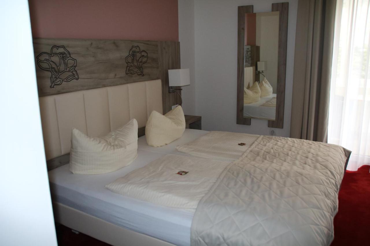 Komfort Doppelzimmer Nebengebäude Parkvilla