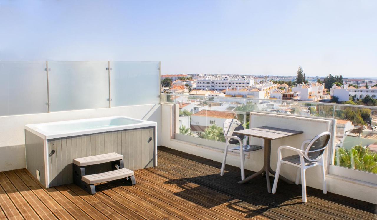 Master Suite Jacuzzi