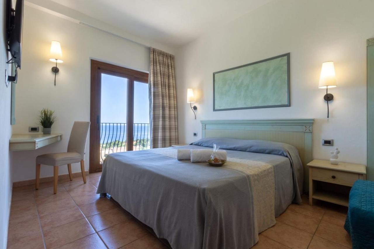 Double Room Sea View,1433595688:JPEG