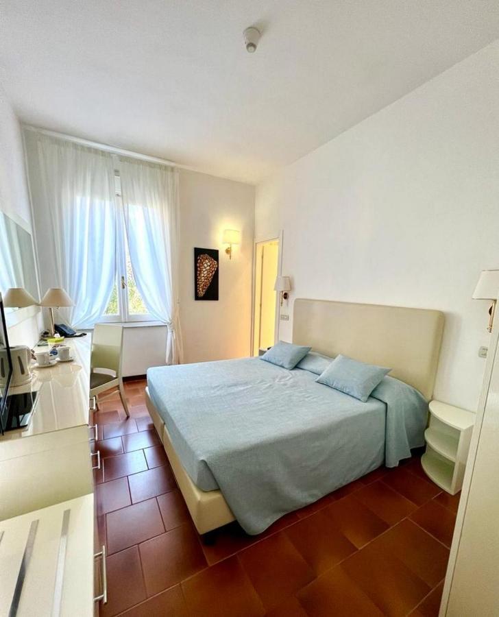 Small Double or Twin Room,1542634627:JPEG
