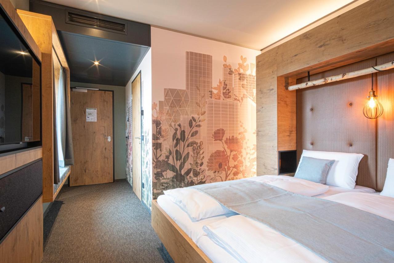 Double Room,1313105197:JPEG