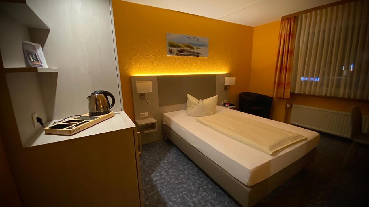 Standard Single Room,1319432059:JPEG