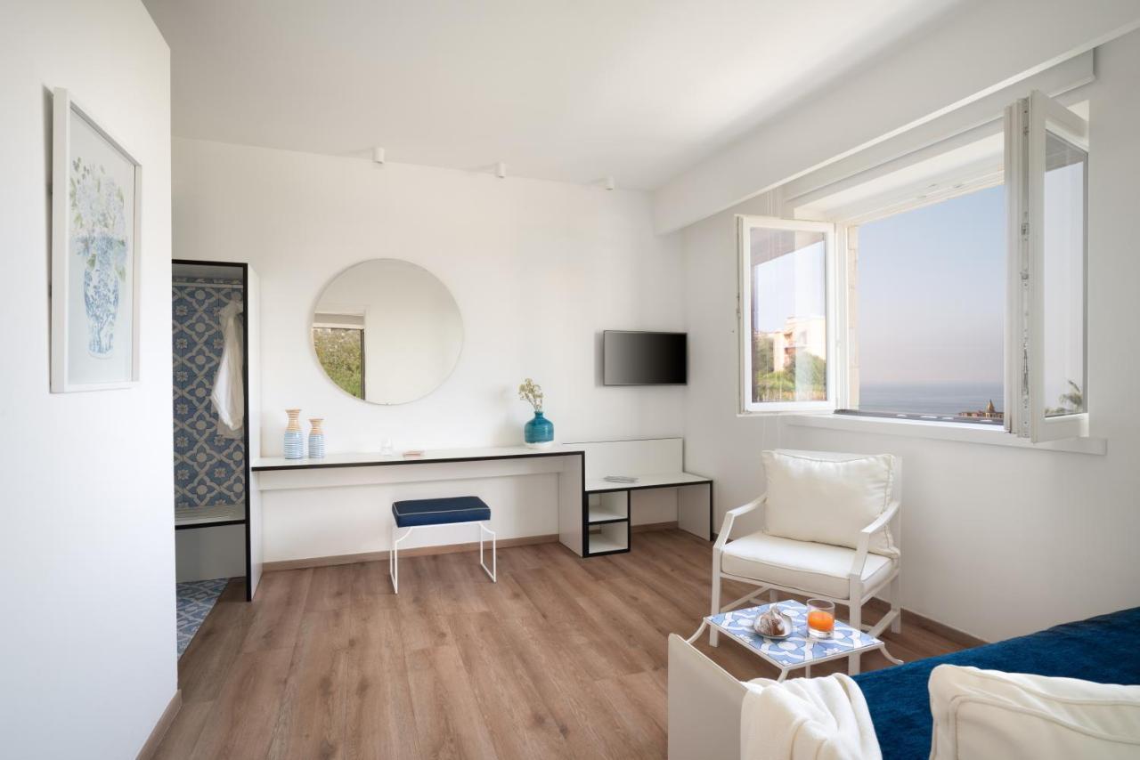 Junior Suite,1316798251:JPEG
