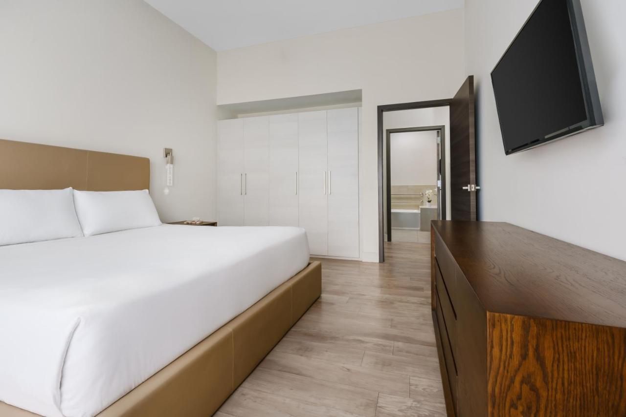 Accessible One Bedroom Suite King