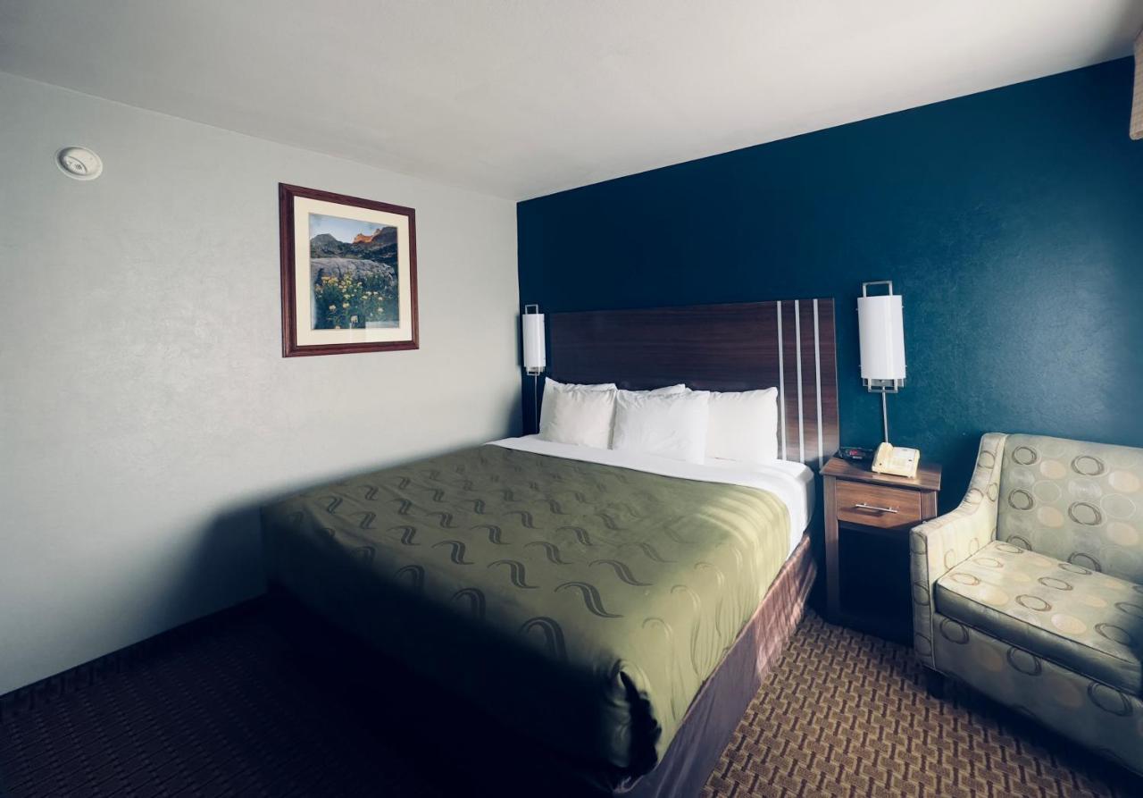 Standard King Room,1317172918:JPEG