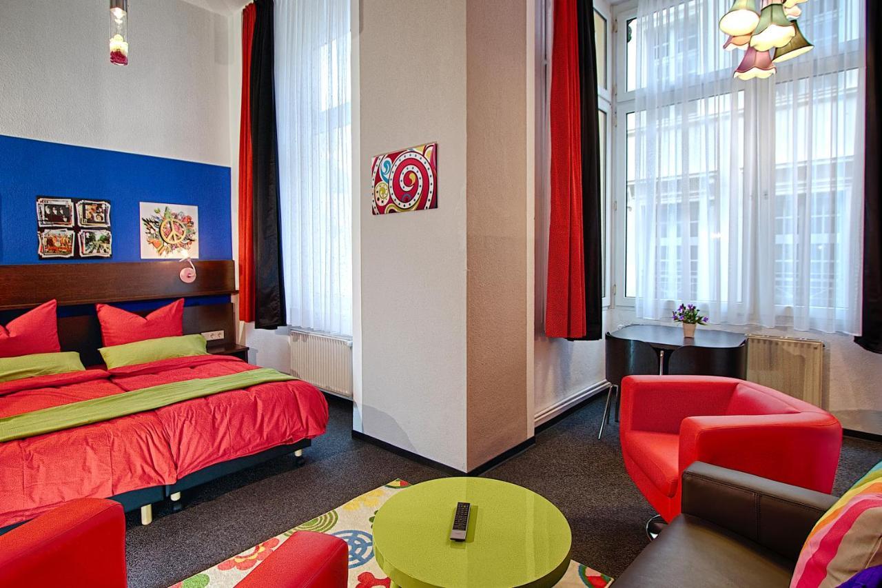 Deluxe Family Suite