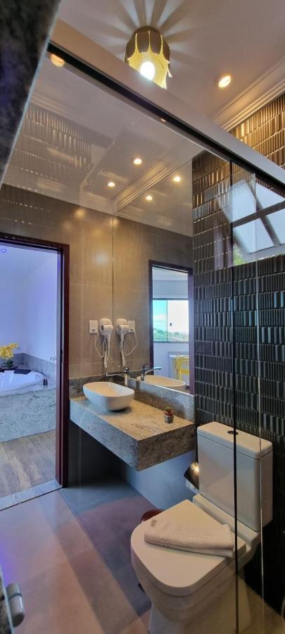 Deluxe Double Room Bath