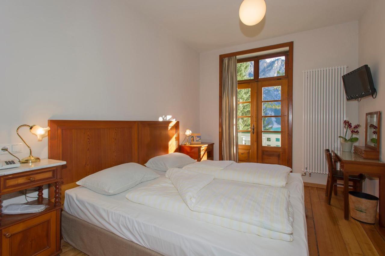 Standard Double Room Lake View