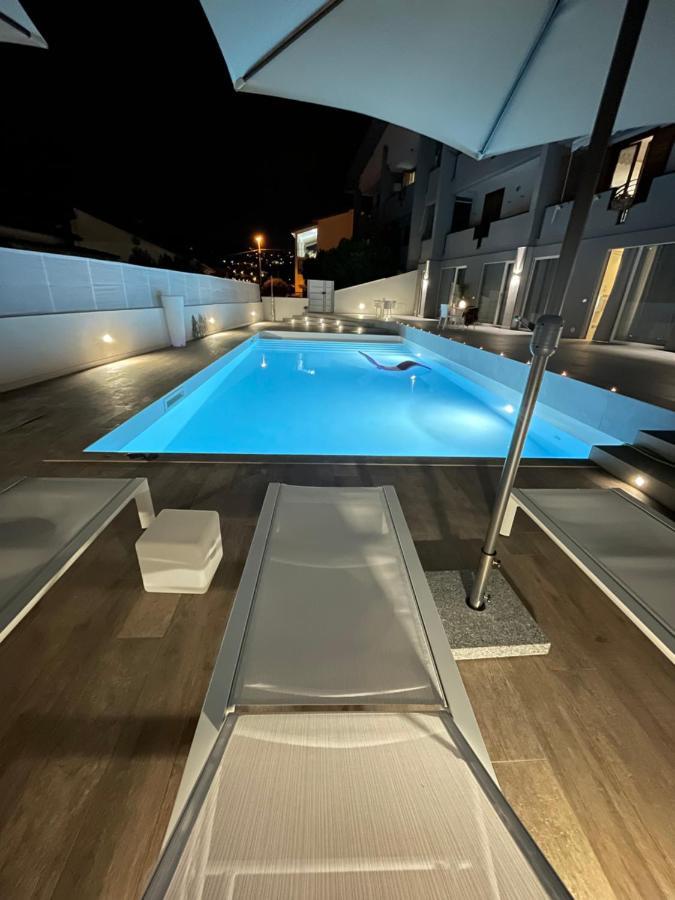 King Suite Spa Bath