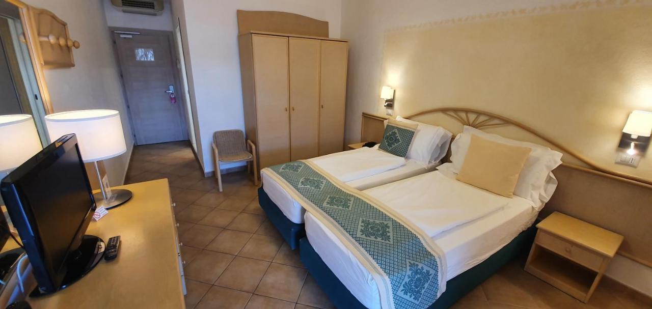 Superior Double or Twin Room Sea View,1318470691:JPEG