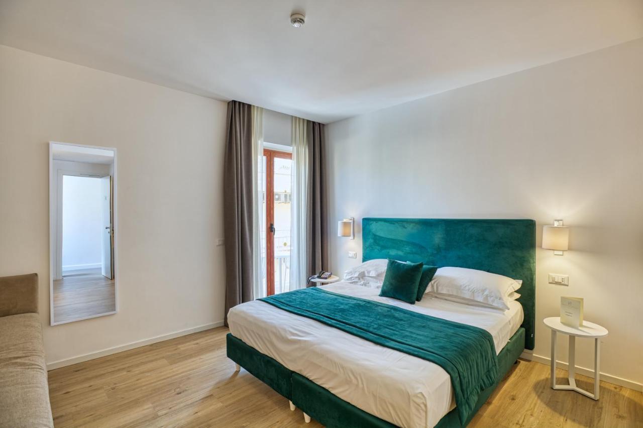 Double or Twin Room Balcony
