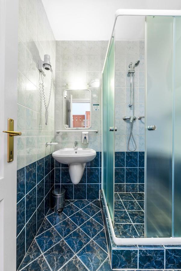 Double or Twin Room,1636736166:JPEG
