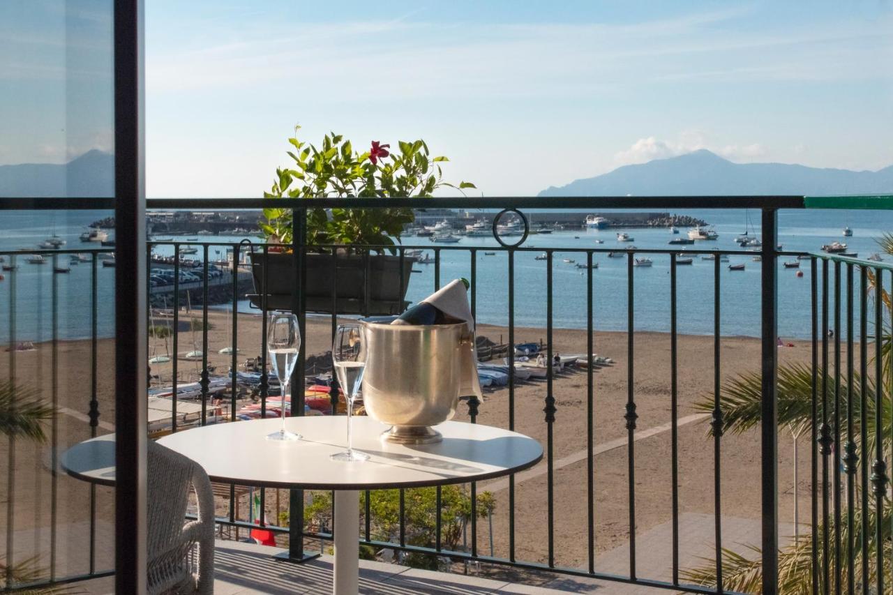 One-Bedroom Suite Balcony Sea View,1319426998:JPEG