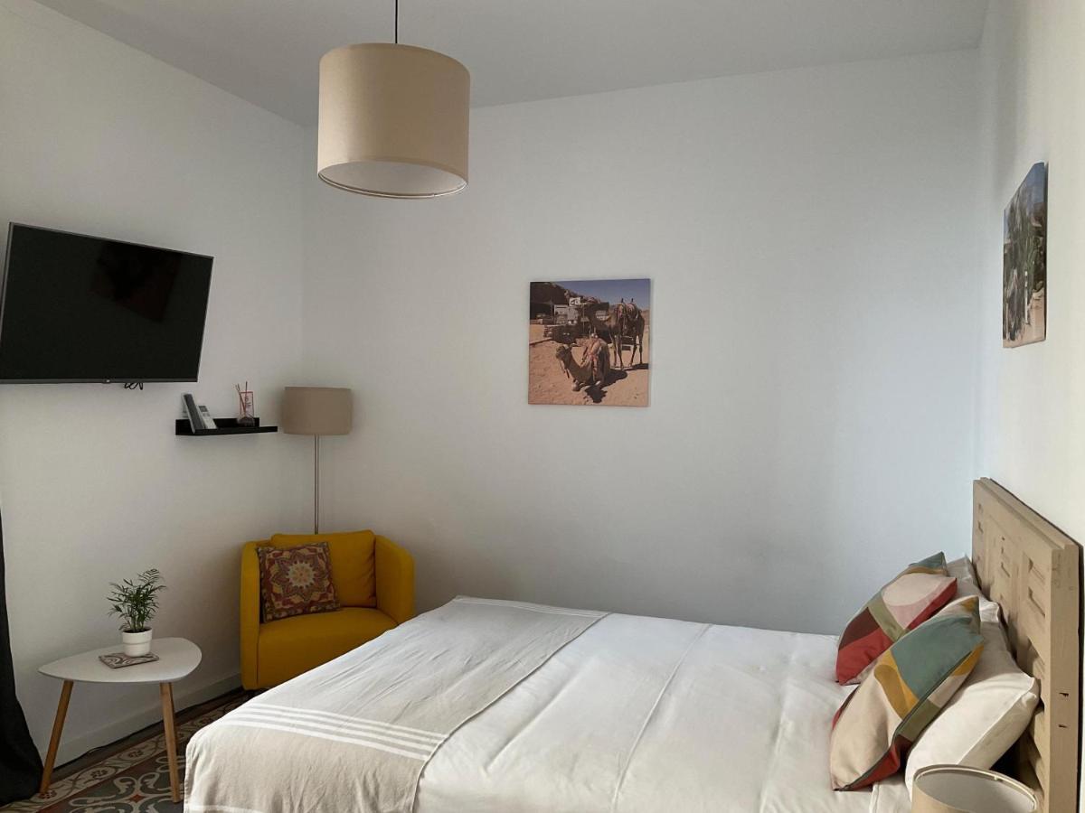 Small Double Room,1319991619:JPEG