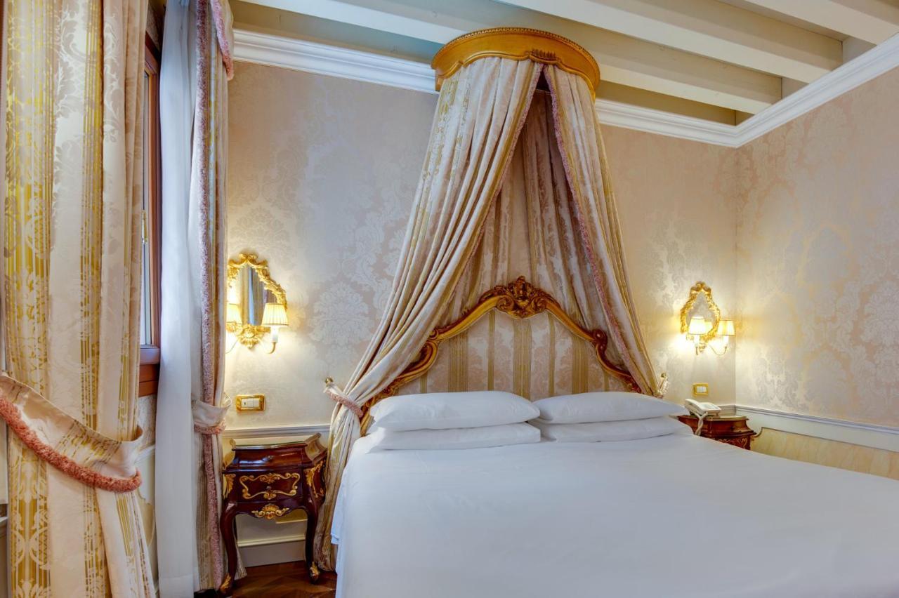 Double Room Annex Room Only