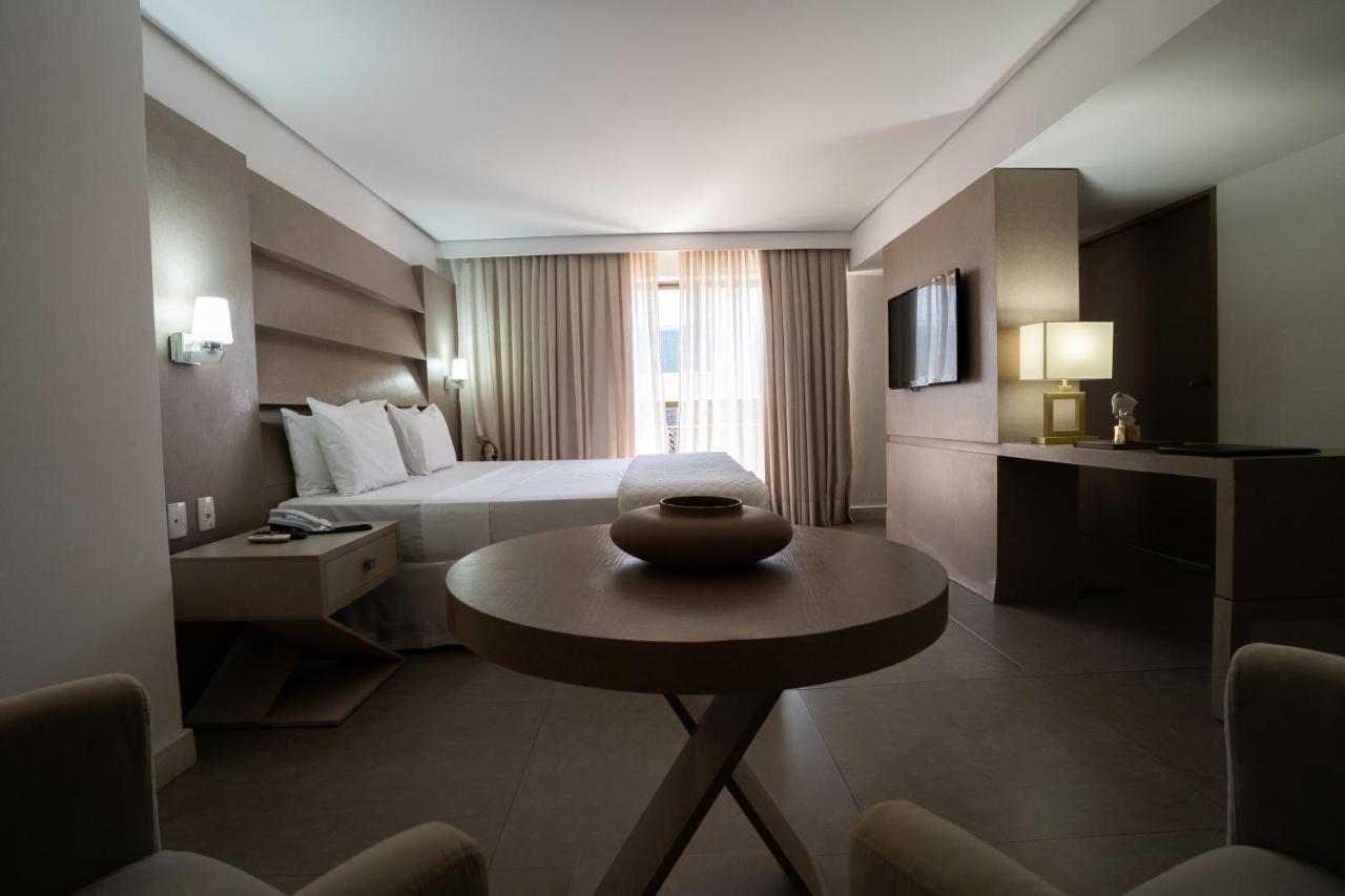 Master Suite Balcony,1320465616:JPEG