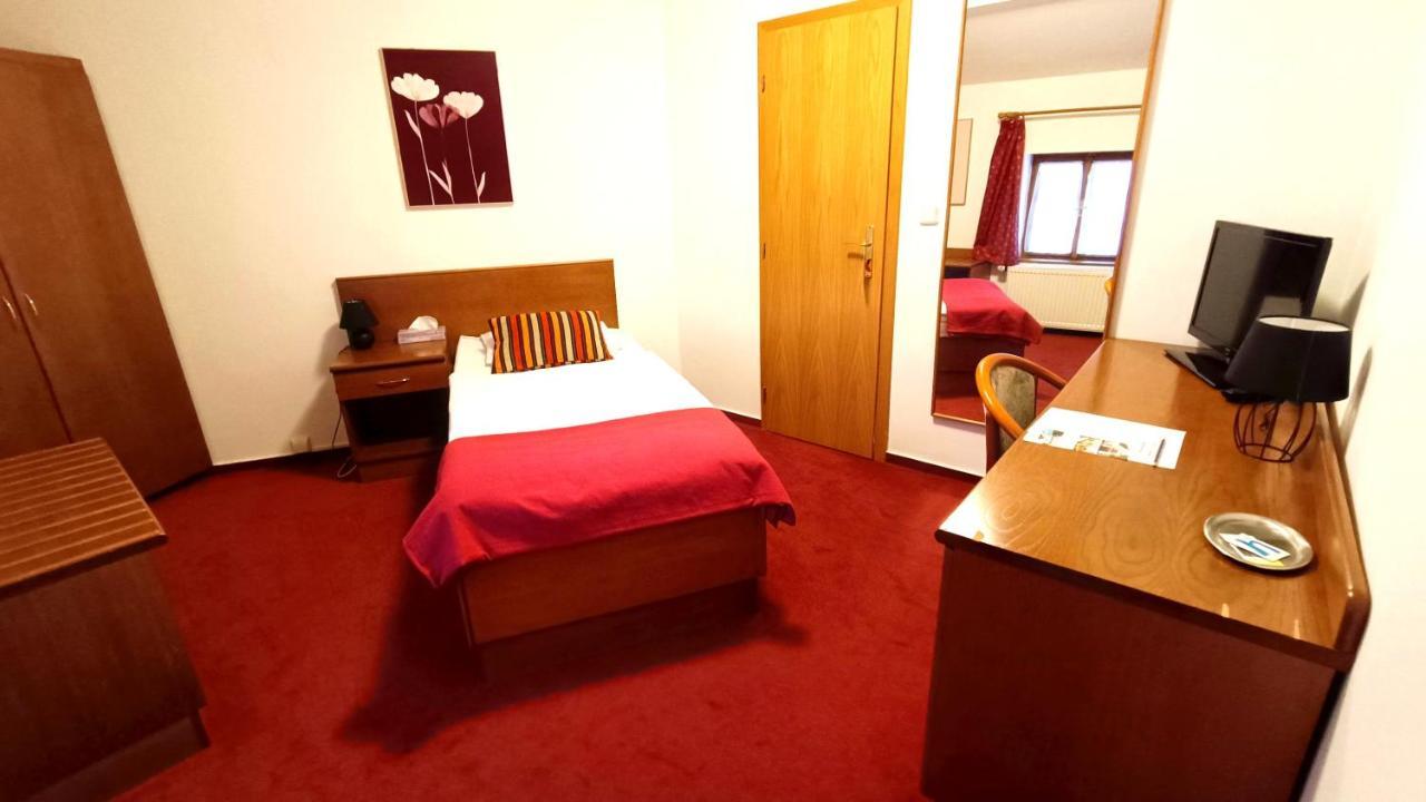 Budget Single Room,1694547249:JPEG