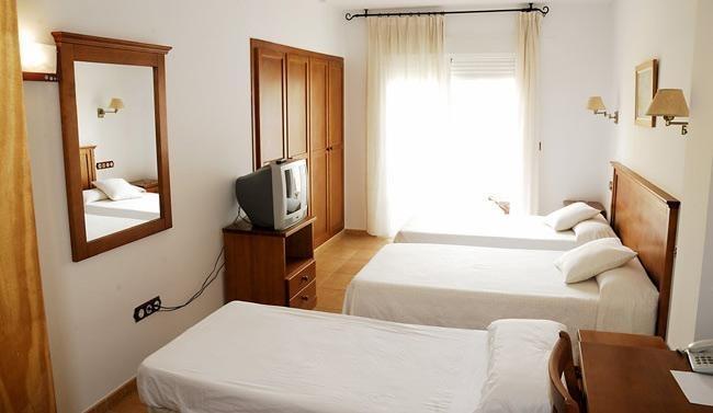 Double or Twin Room,132188589:JPEG