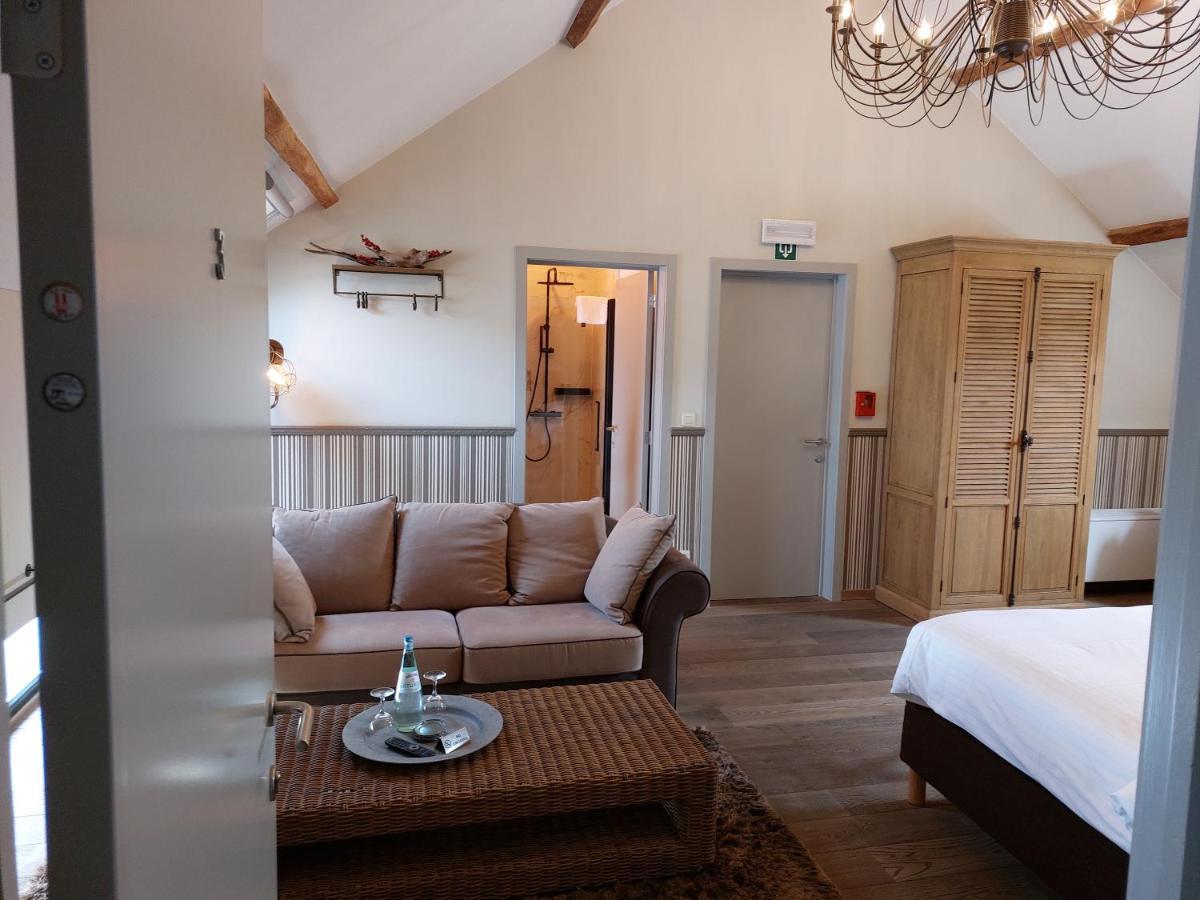 Luxury Double Room,1322276263:JPEG