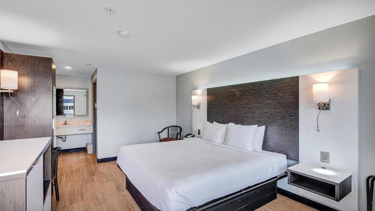 King Room Non-Smoking
