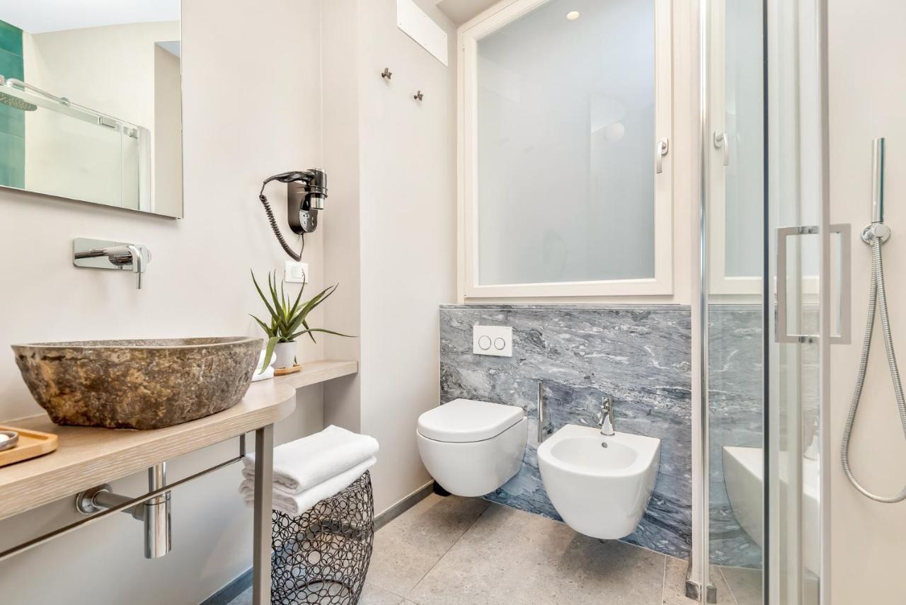 Large Double or Twin Room