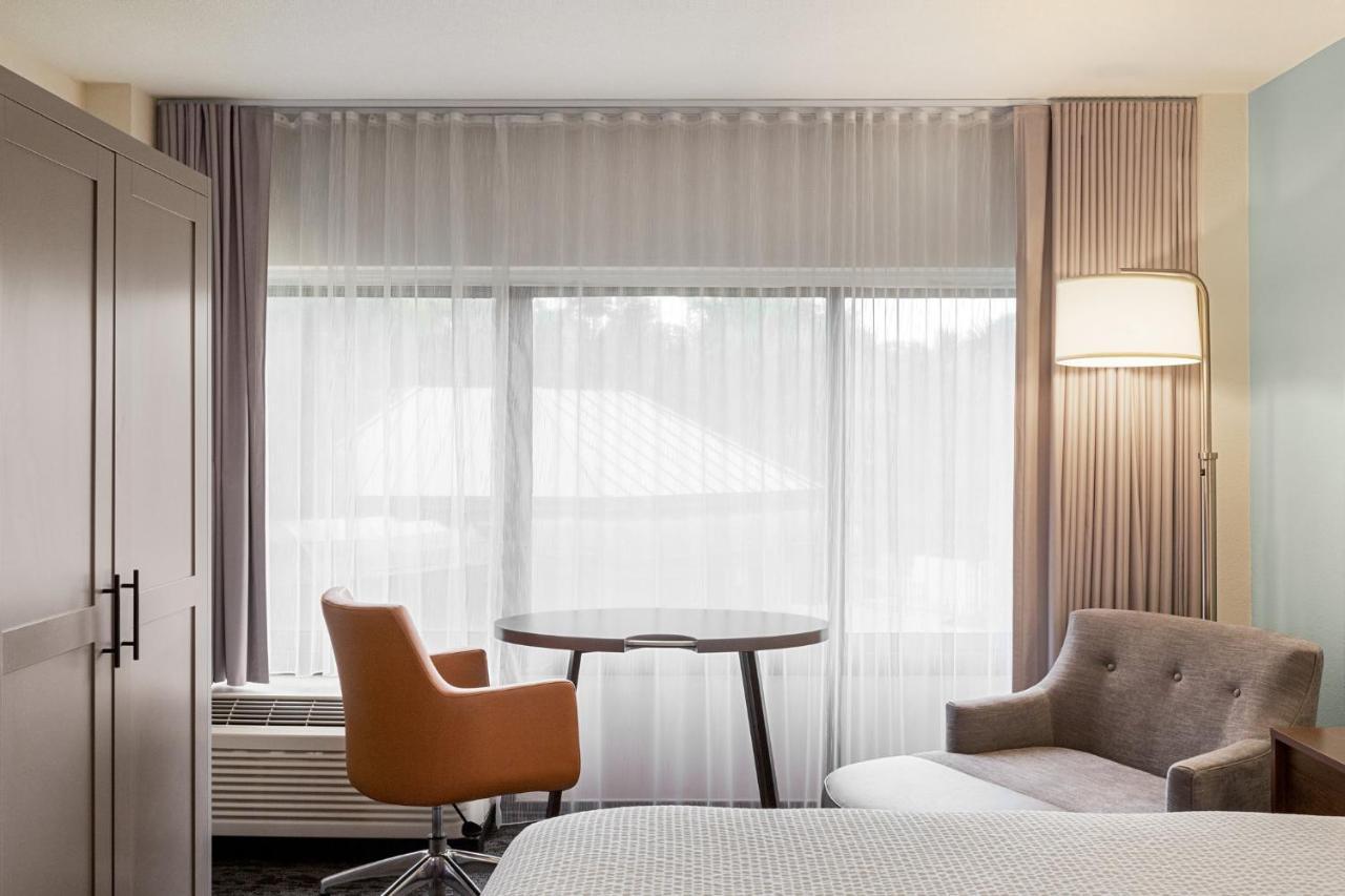 King Room Mobility Access or Hearing Accessible