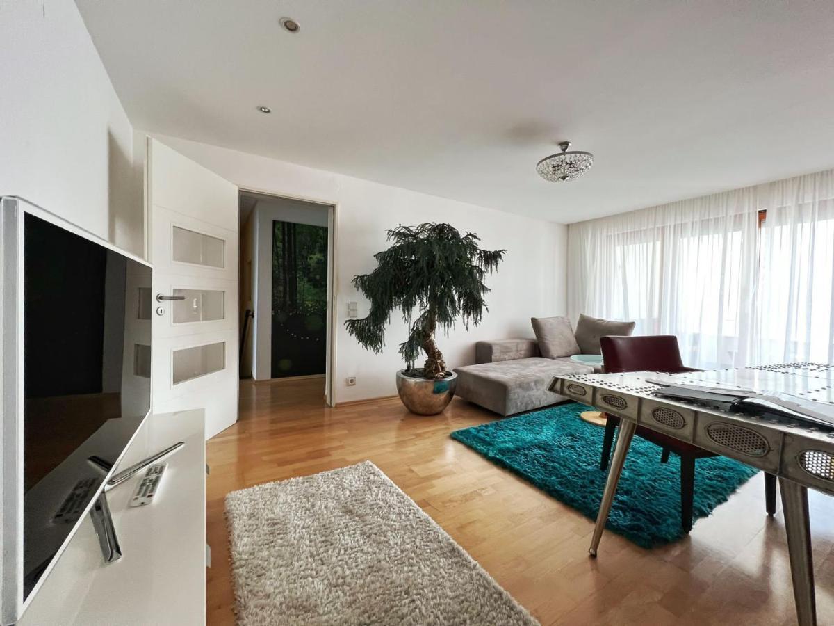 Three-Bedroom Apartment,1322733640:JPEG