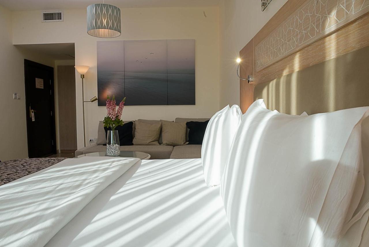 Junior Suite,1322926081:JPEG