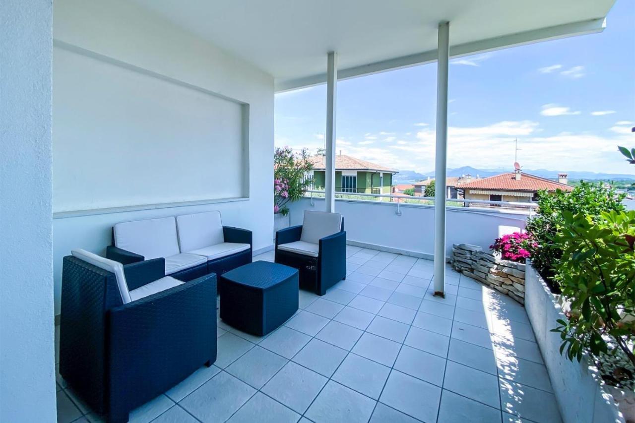Apartment Terrace Lake View