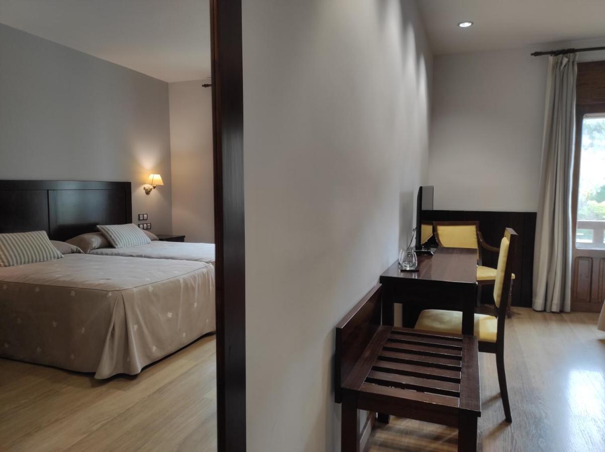Superior Double or Twin Room Balcony,1323147961:JPEG