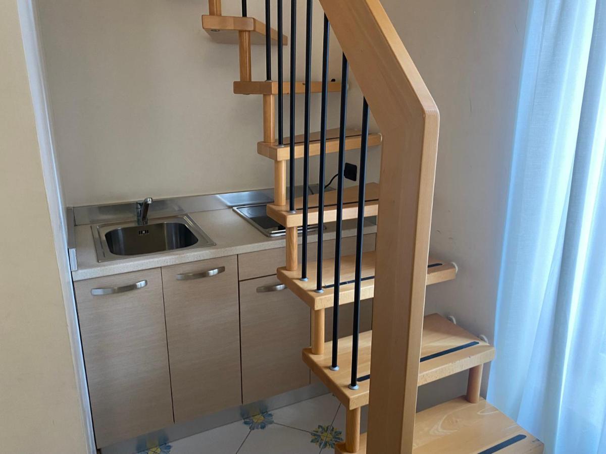 Deluxe Single Room Split Level