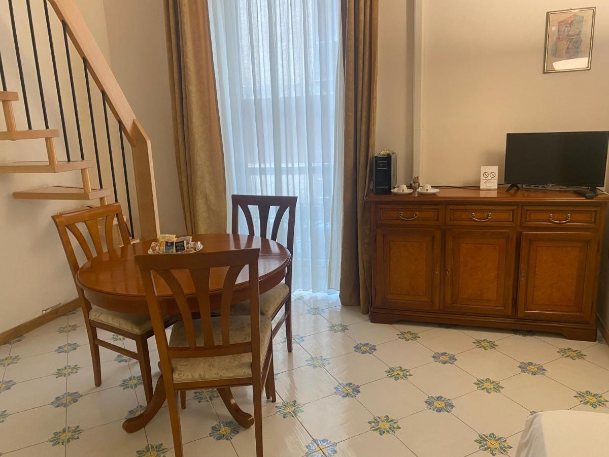 Large Studio Split Level