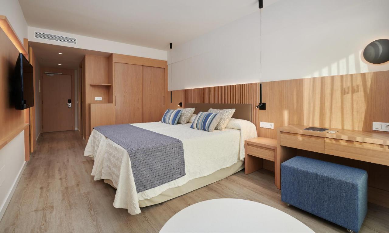 Double or Twin Room,1327951469:JPEG