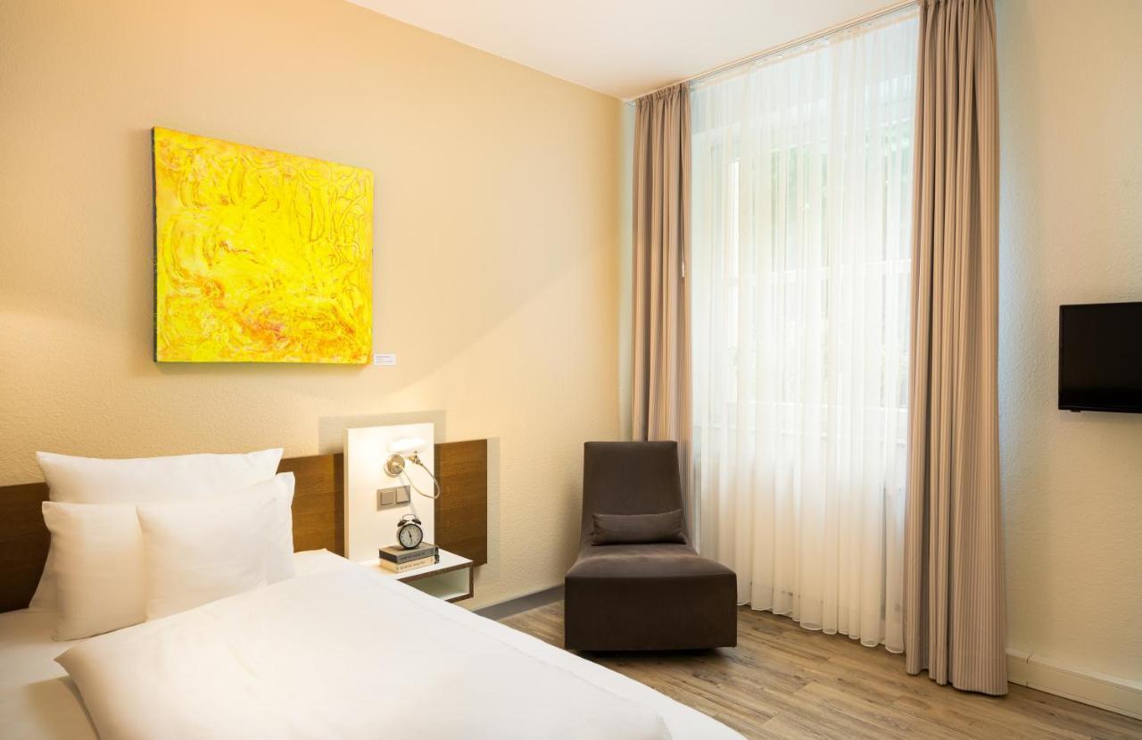 Single Room,1588499342:JPEG