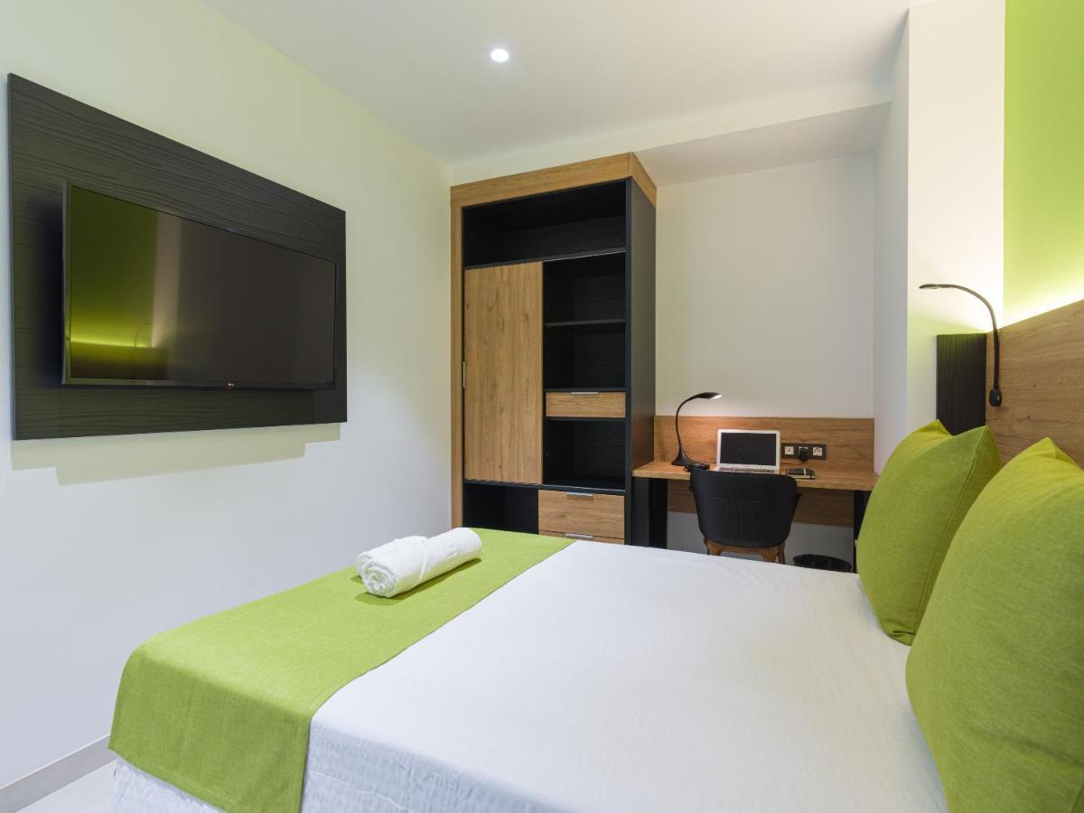 Standard Single Room,1323595681:JPEG