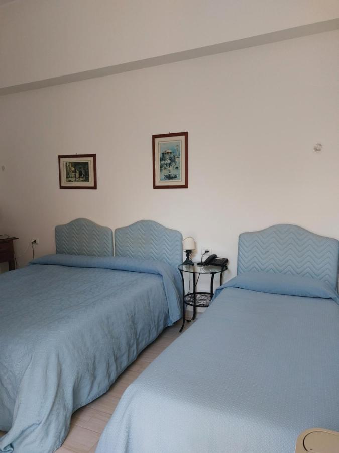 Triple Room Garden Level,265519153:JPEG