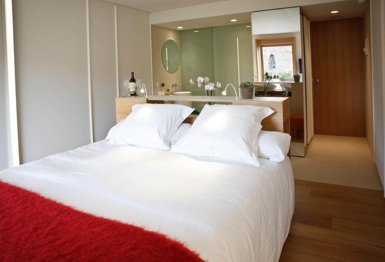 Standard Double or Twin Room,728036782:JPEG