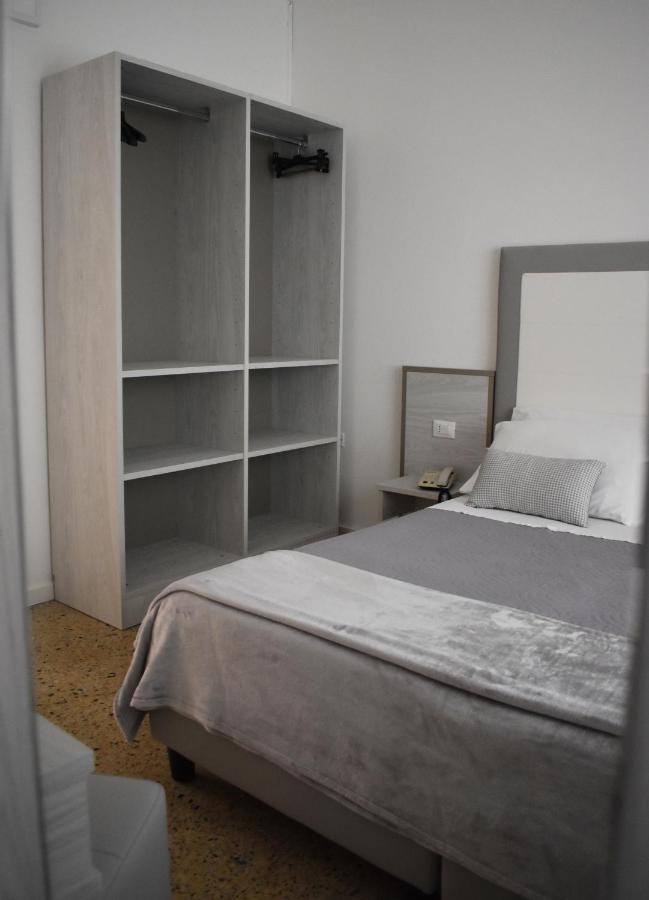 Double or Twin Room,1080457552:JPEG