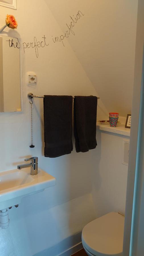Double or Twin Room Private Bathroom