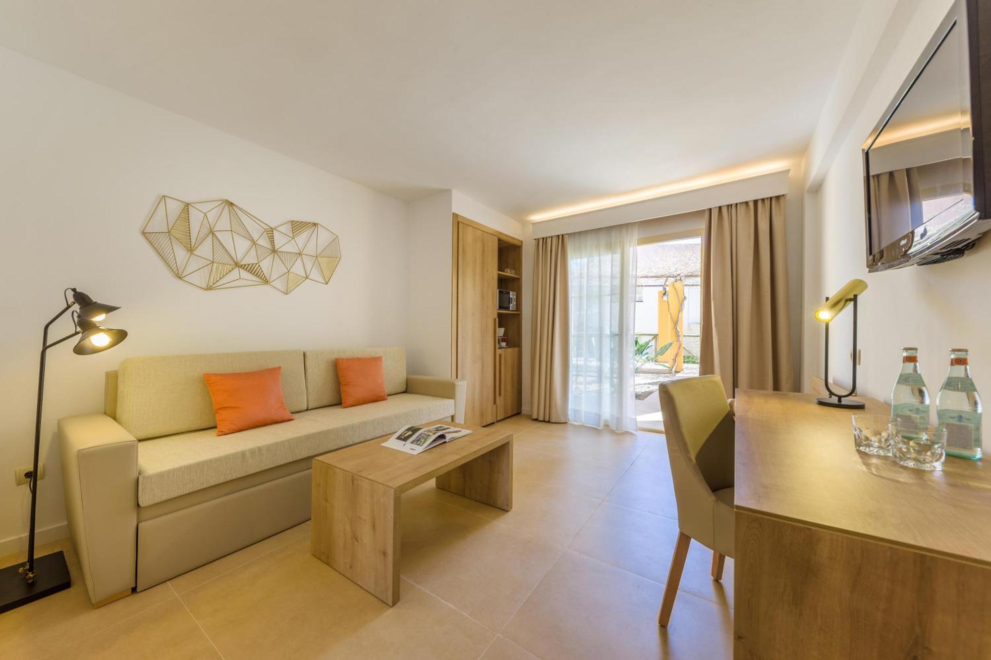 One-Bedroom Park Suite